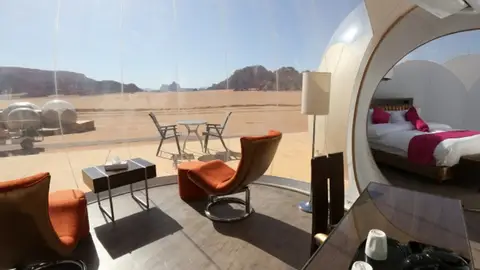 Wadi Rum Bubble Hotel Wadi Rum Bubble Hotel