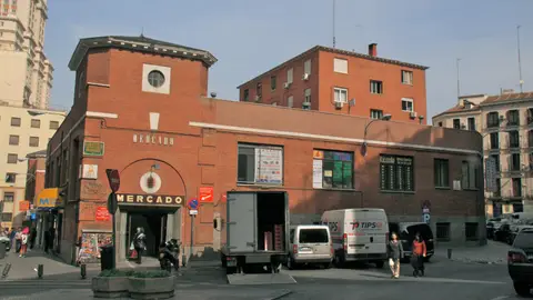 Mercado de los Mostenses Mercado de los Mostenses