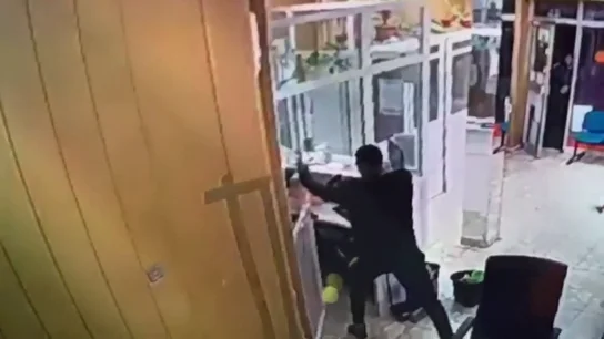 Disparo a quemarropa en la reyerta entre bandas latinas Disparo a quemarropa en la reyerta entre bandas latinas