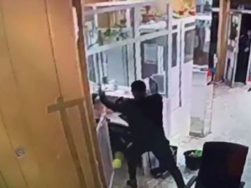 Disparo a quemarropa en la reyerta entre bandas latinas Disparo a quemarropa en la reyerta entre bandas latinas