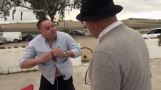 Marco abandona el servicio entre lágrimas por las continuas faltas de respeto de Antonio: "Ese tío me va a buscar una ruina" Marco abandona el servicio entre lágrimas por las continuas faltas de respeto de Antonio: "Ese tío me va a buscar una ruina"