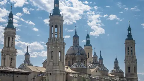Catedral-Basílica de Nuestra Señora del Pilar Catedral-Basílica de Nuestra Señora del Pilar