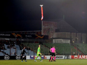 Un dron interrumpe el Dudelange-Qarabag Un dron interrumpe el Dudelange-Qarabag