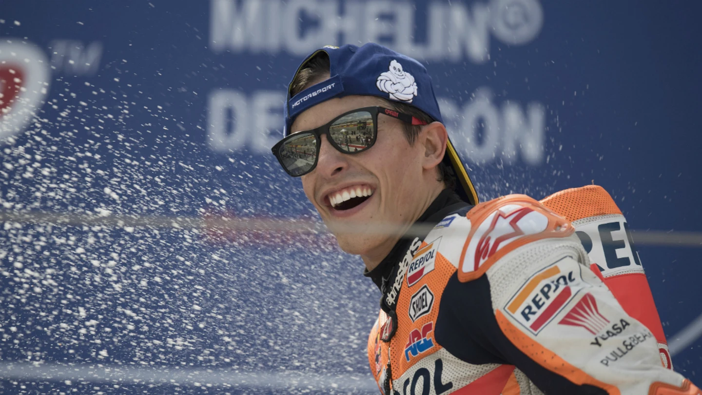 Marc Márquez celebra una victoria Marc Márquez celebra una victoria
