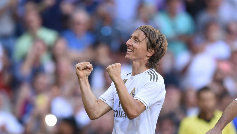 Luka Modric celebra un gol