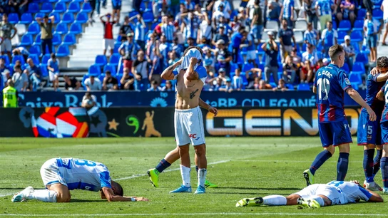 Los jugadores del Leganés, hundidos Los jugadores del Leganés, hundidos