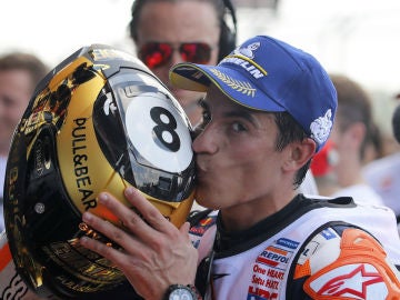 M&aacute;rquez celebra su octavo Mundial