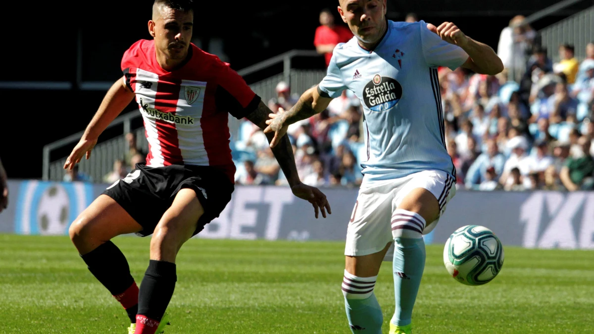 Aspas, con el balón