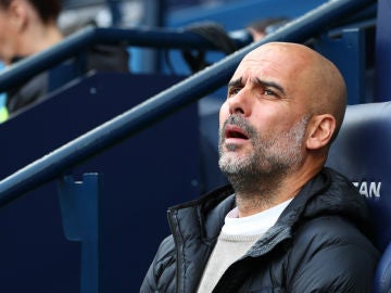 Guardiola mira al infinito Guardiola mira al infinito