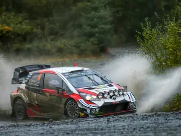 Ott Tänak se mantiene líder en Gales Ott Tänak se mantiene líder en Gales