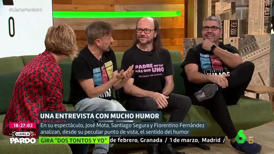 La surrealista discusión entre Mota, Flo y Santiago Segura por los pedos en la gira: "Eres mu tonto y envidioso" La surrealista discusión entre Mota, Flo y Santiago Segura por los pedos en la gira: "Eres mu tonto y envidioso"