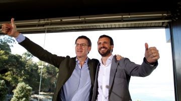 Pablo Casado junto a Alberto Núñez Feijóo