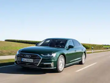 Audi A8 60 TFSI-e quattro Audi A8 60 TFSI-e quattro