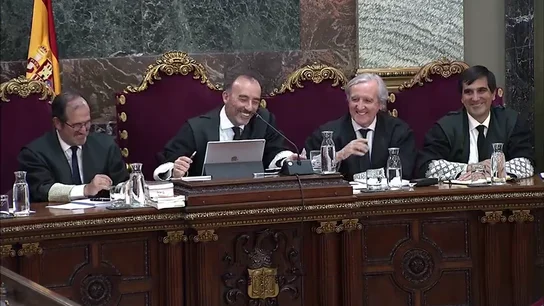 La "pasión" de Junqueras, Rajoy siendo Rajoy o las 'riñas' de Marchena: los momentos más destacados del juicio del procés La "pasión" de Junqueras, Rajoy siendo Rajoy o las 'riñas' de Marchena: los momentos más destacados del juicio del procés