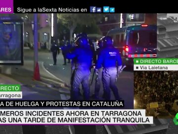 Cargas policiales en Tarragona tras finalizar la manifestación pacífica Cargas policiales en Tarragona tras finalizar la manifestación pacífica