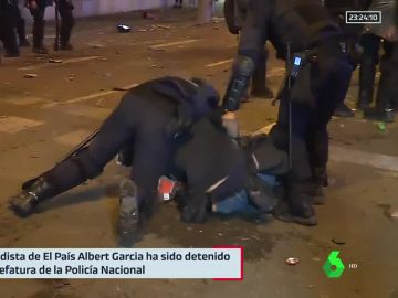 Detención del fotoperiodista Albert García Detención del fotoperiodista Albert García