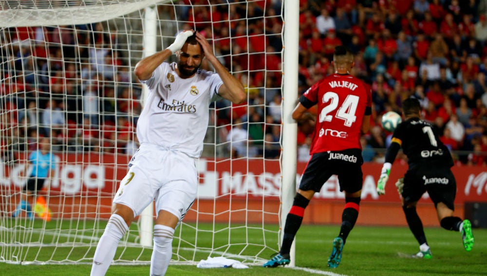 Benzema se lamenta