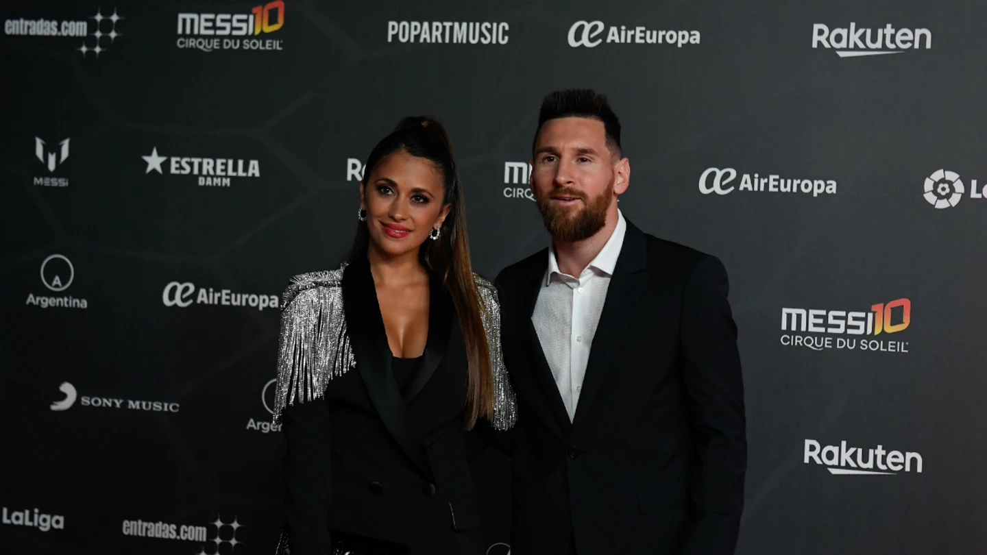 Antonella Roccuzzo y Lionel Messi Antonella Roccuzzo y Lionel Messi