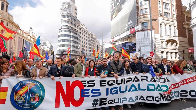 Manifestación de Jusapol por la equiparación salarial