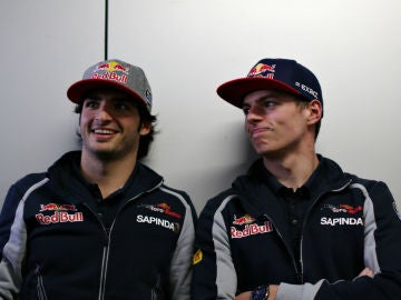 Carlos Sainz, junto a Max Verstappen en Toro Rosso Carlos Sainz, junto a Max Verstappen en Toro Rosso