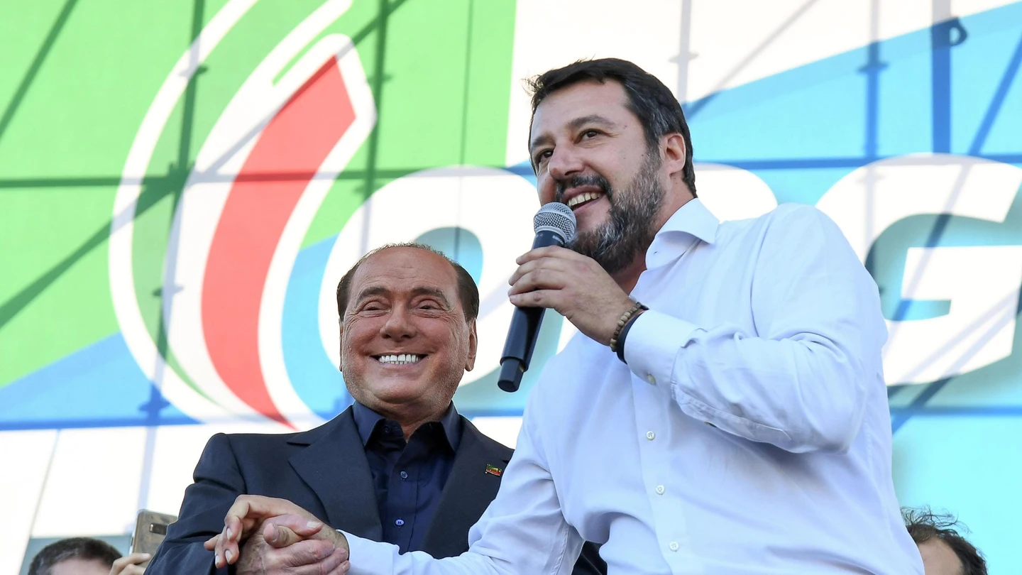 Salvini reúne a la derecha italiana y promete volver pronto al Gobierno Salvini reúne a la derecha italiana y promete volver pronto al Gobierno