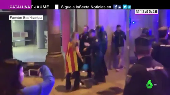 Cuestionada actuación policial en Barcelona Cuestionada actuación policial en Barcelona