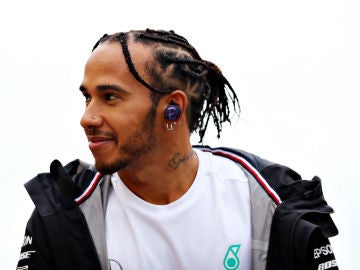 Lewis Hamilton, antes de una carrera Lewis Hamilton, antes de una carrera