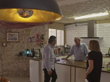 Así es la vida en Coober Pedy, una ciudad subterránea en Australia en la que desafían al calor bajo tierra Así es la vida en Coober Pedy, una ciudad subterránea en Australia en la que desafían al calor bajo tierra