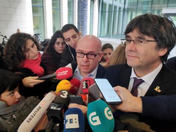 El abogado Gonzalo Boye, con Carles Puigdemont El abogado Gonzalo Boye, con Carles Puigdemont