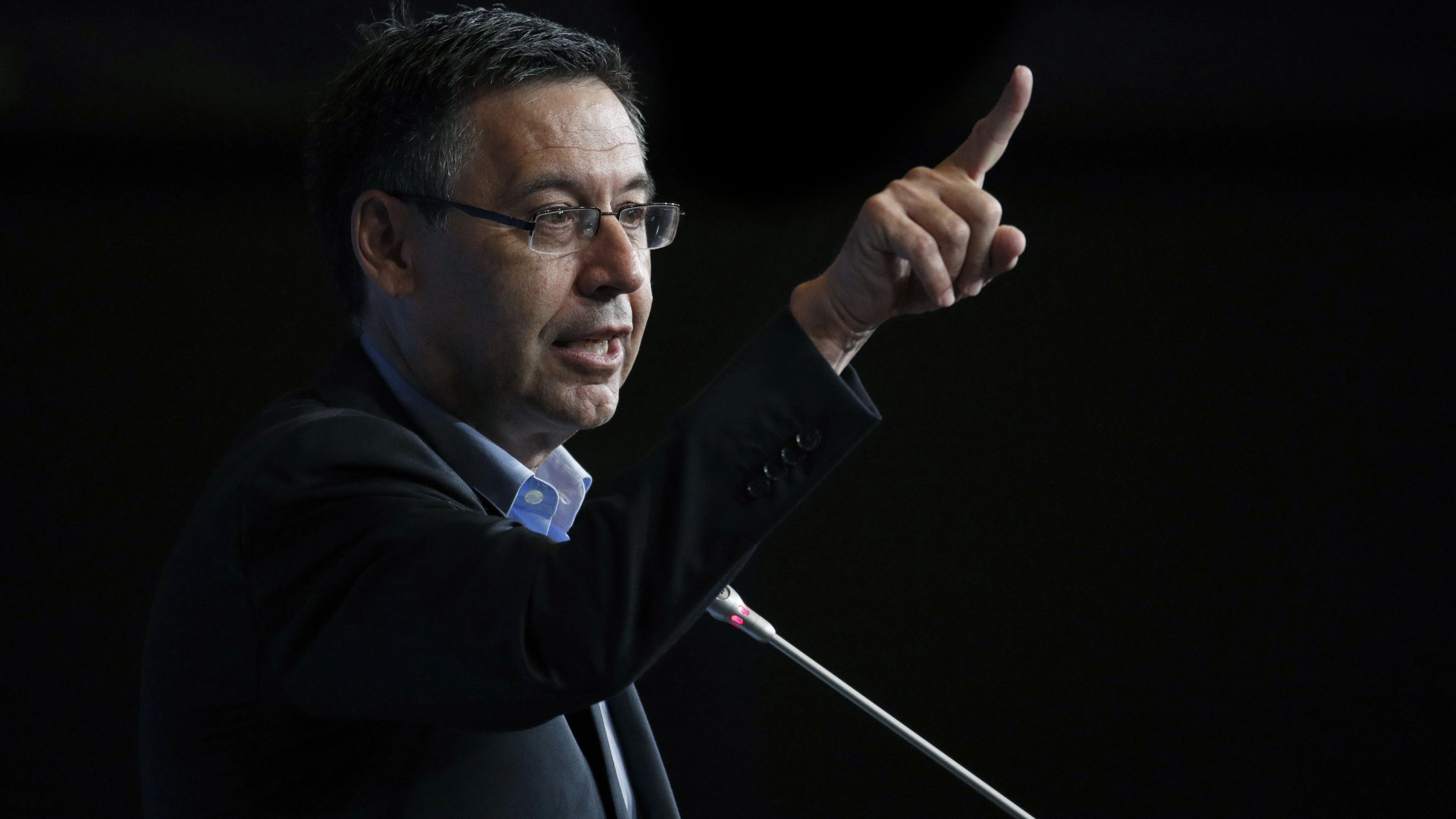 Josep María Bartomeu habla ante los medios de comunicación