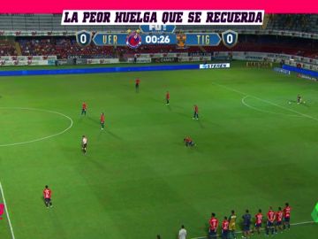Se quedan parados en huelga por los impagos... y el equipo contrario se hincha a meter goles Se quedan parados en huelga por los impagos... y el equipo contrario se hincha a meter goles