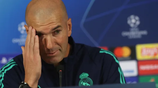 Zidane, en la rueda de prensa en Estambul previa al partido ante el Galatasaray. Zidane, en la rueda de prensa en Estambul previa al partido ante el Galatasaray.