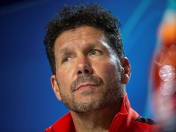 Simeone, en la rueda de prensa previa ante el Leverkusen. Simeone, en la rueda de prensa previa ante el Leverkusen.