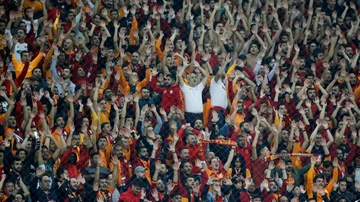 Afición del Galatasaray en el Ali Sami Yen de Estambul