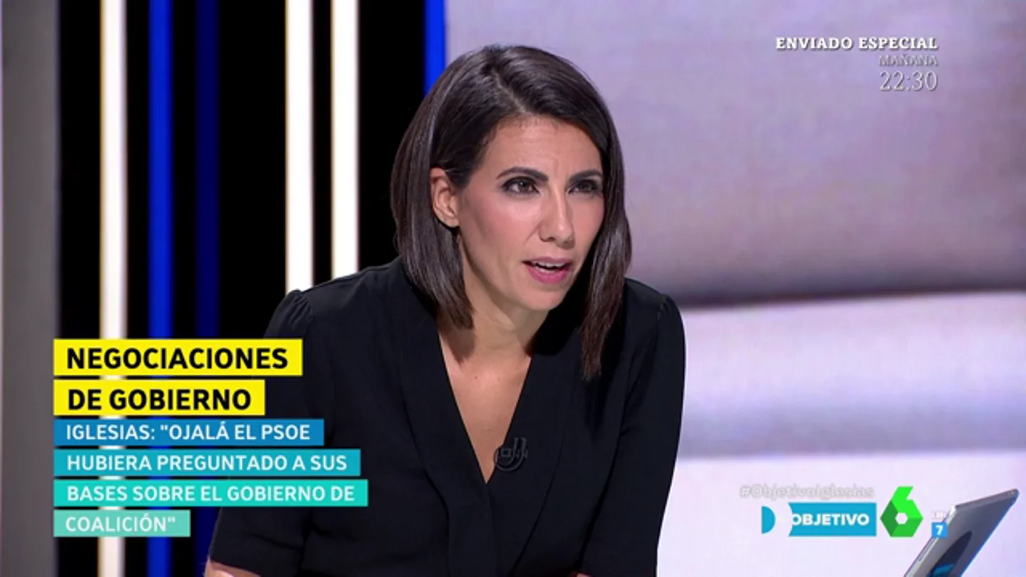 Ana Pastor responde a Pablo Iglesias: "¿Tiene alguna duda de que yo no le haría esa pregunta a Sánchez?" Ana Pastor responde a Pablo Iglesias: "¿Tiene alguna duda de que yo no le haría esa pregunta a Sánchez?"