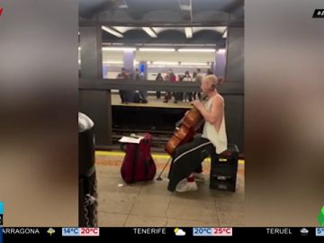 El concierto improvisado entre un violonchelista y un violinista en el Metro de Nueva York El concierto improvisado entre un violonchelista y un violinista en el Metro de Nueva York