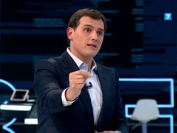 Albert Rivera responde a Ana Pastor en una doble entrevista en El Objetivo Albert Rivera responde a Ana Pastor en una doble entrevista en El Objetivo