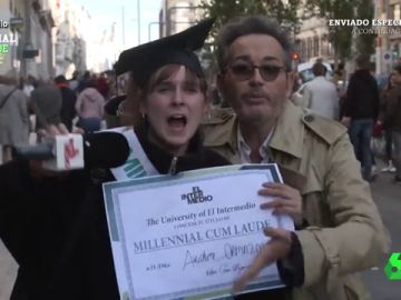 ¿Cuánto saben los jóvenes del sistema político español?: "Julio José Iglesias fue el fundador de Izquierda Unida" ¿Cuánto saben los jóvenes del sistema político español?: "Julio José Iglesias fue el fundador de Izquierda Unida"