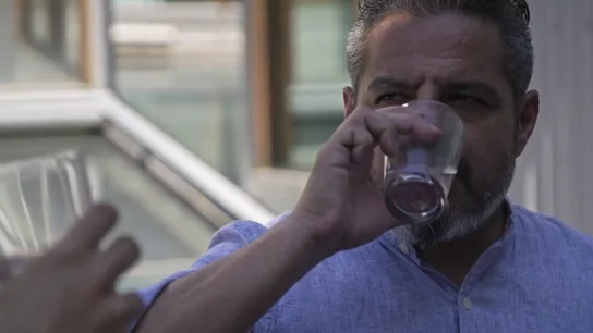 Jalis de la Serna "se bebe" el aire de Melbourne, uno de los sistemas con el que se ahorra un 80% de agua corriente Jalis de la Serna "se bebe" el aire de Melbourne, uno de los sistemas con el que se ahorra un 80% de agua corriente
