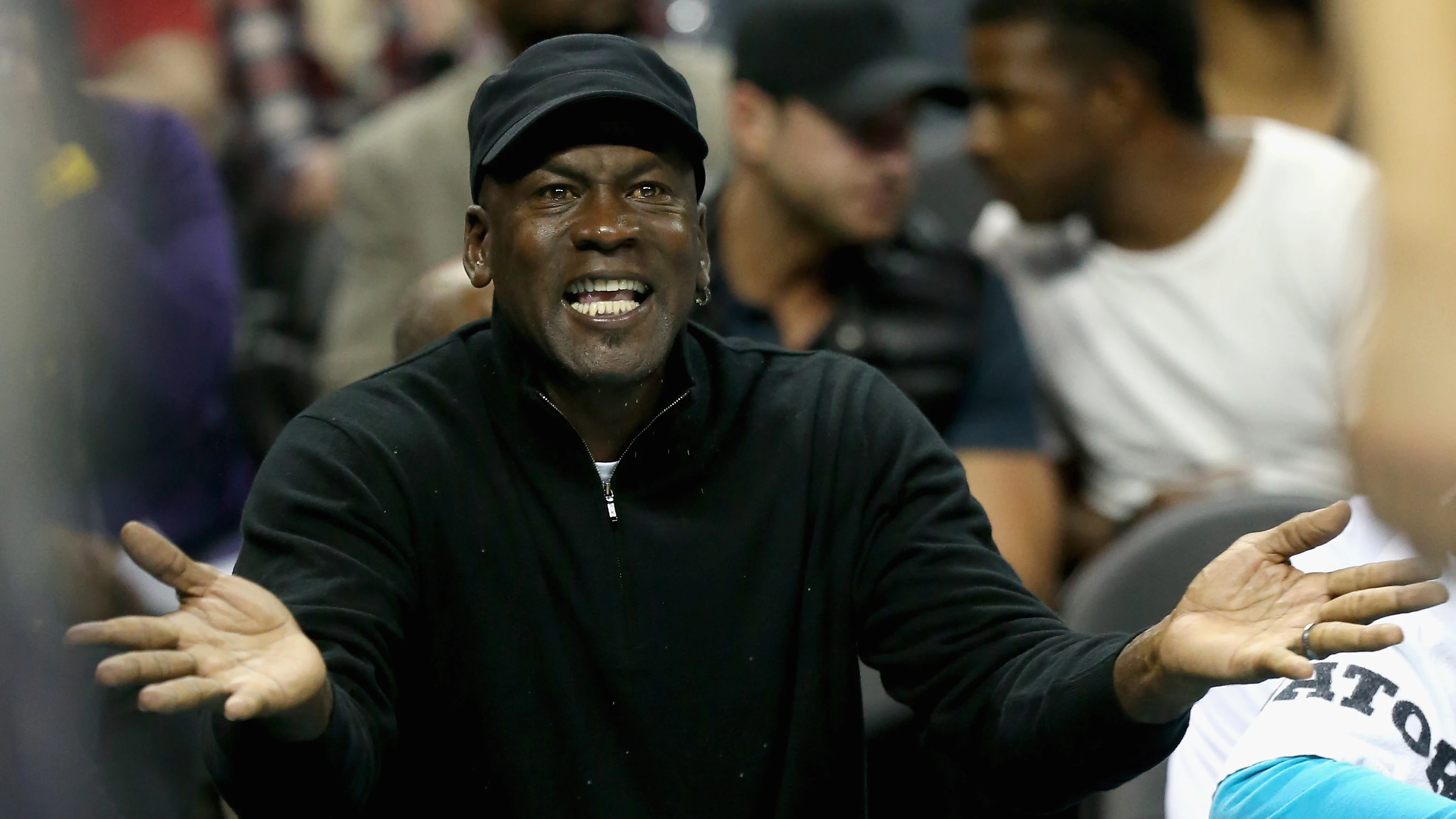 Michael Jordan, pidiendo explicaciones Michael Jordan, pidiendo explicaciones