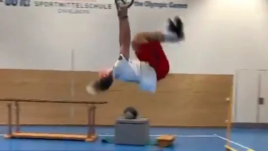 Andri Ragettli, tres veces campeón del mundo de 'parkour' Andri Ragettli, tres veces campeón del mundo de 'parkour'