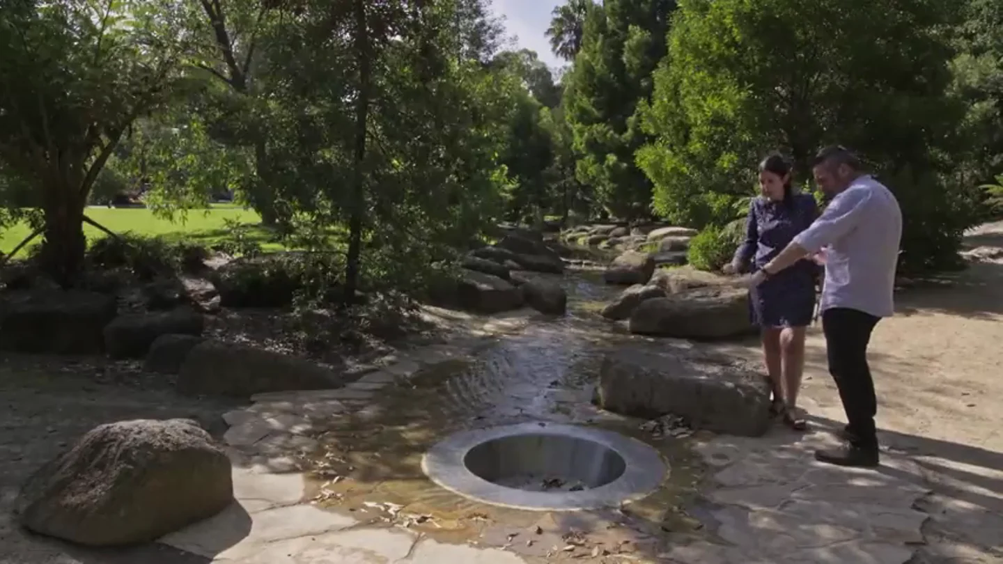 Un parque artificial para reciclar la lluvia: la medida para ahorrar el 60% de agua destinada al riego Un parque artificial para reciclar la lluvia: la medida para ahorrar el 60% de agua destinada al riego