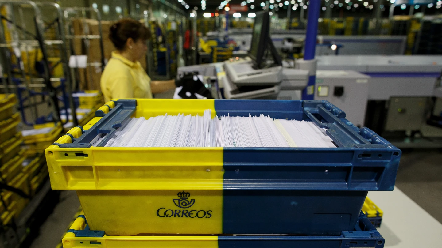 Un depósito de Correos Un depósito de Correos
