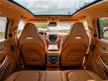 Aston Martin DBX Aston Martin DBX
