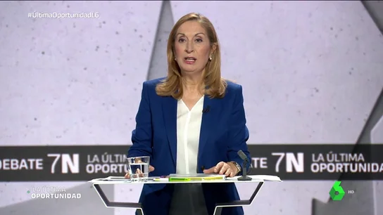 Ana Pastor (PP) responde a Inés Arrimadas: "Quién está en el centro lo deciden los españoles" Ana Pastor (PP) responde a Inés Arrimadas: "Quién está en el centro lo deciden los españoles"
