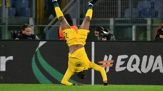 Ntcham celebra un gol recordando a la muerte de Mussolini Ntcham celebra un gol recordando a la muerte de Mussolini