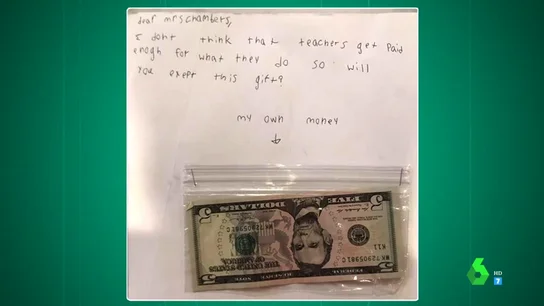 La tierna carta en la que un niño de nueve años da su dinero de cumpleaños a su profesora: "No estáis bien pagados" La tierna carta en la que un niño de nueve años da su dinero de cumpleaños a su profesora: "No estáis bien pagados"