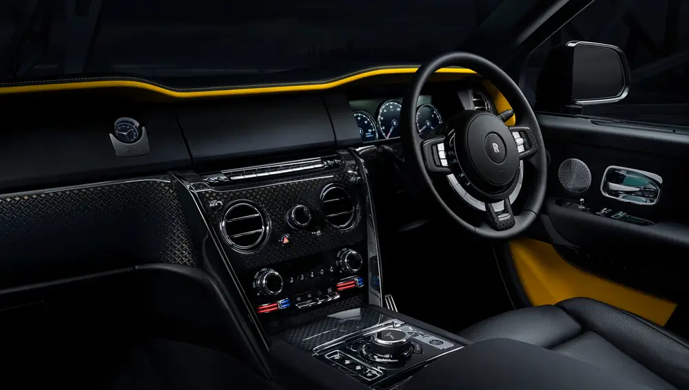 Interior Rolls-Royce Cullinan Black Badge 