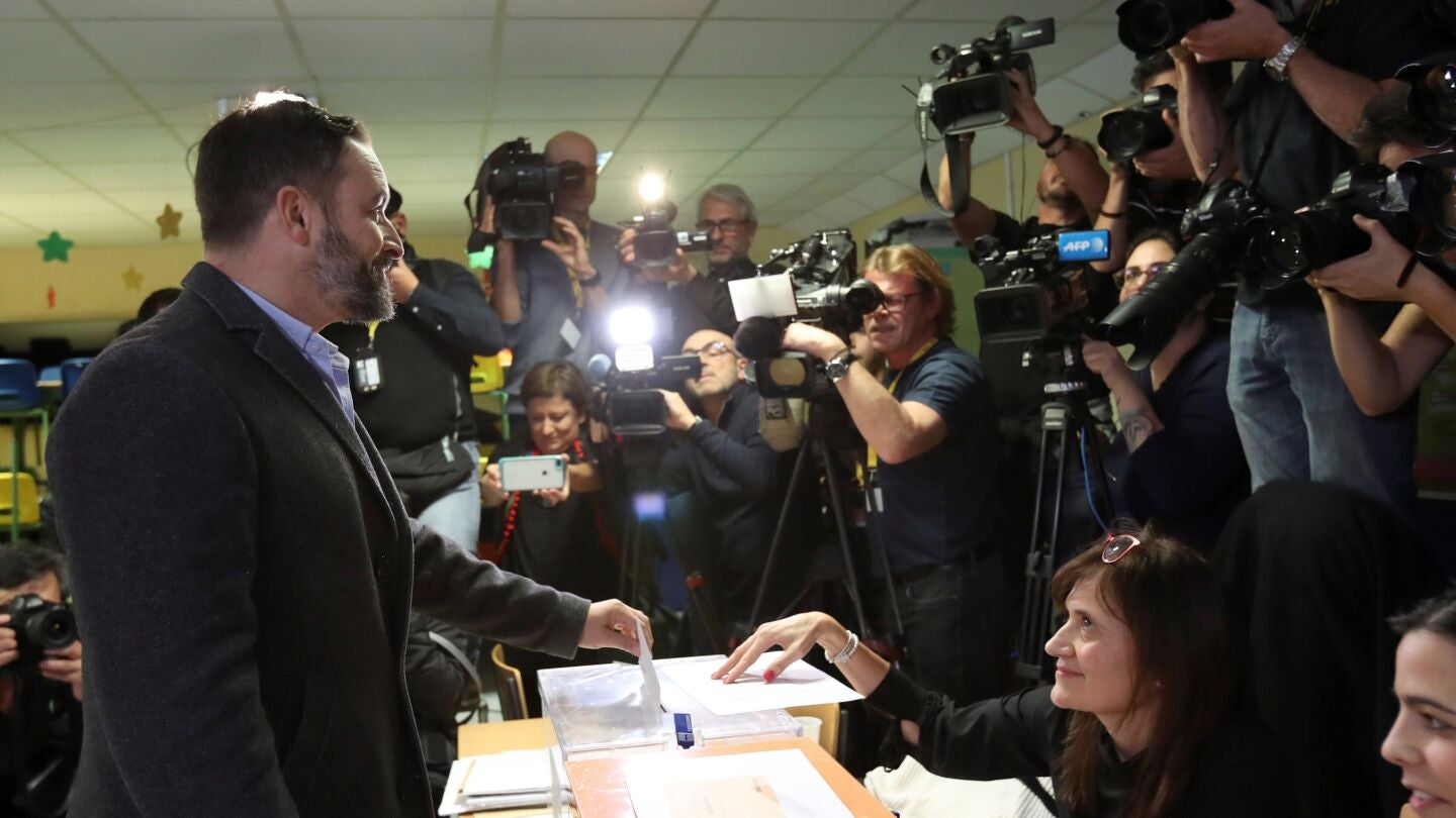 Santiago Abascal votando el 10-N