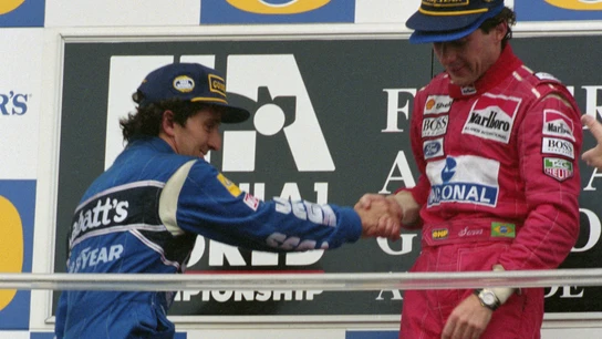 Senna sube a Prost a lo más alto del podio Senna sube a Prost a lo más alto del podio